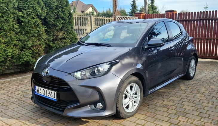 Toyota Yaris cena 71500 przebieg: 49000, rok produkcji 2021 z Warszawa małe 232